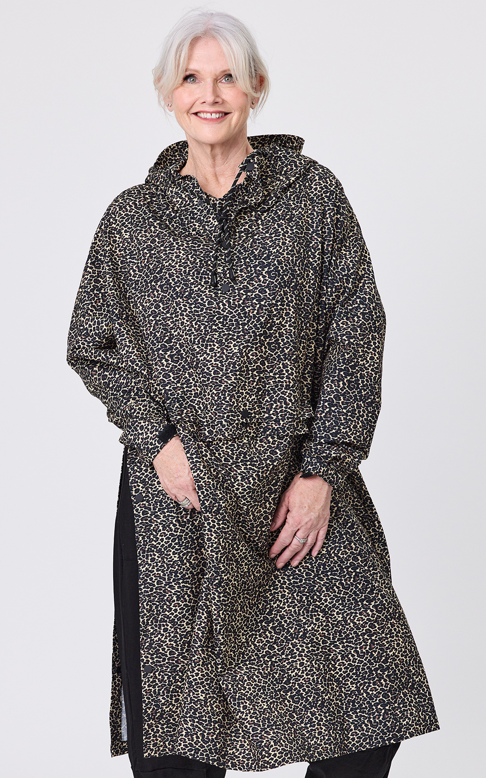 Frida Raincoat Mini Leopard product photo.