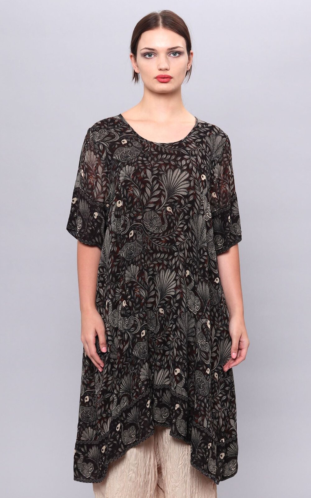 Birdie Short Sleeve Tunic product photo.