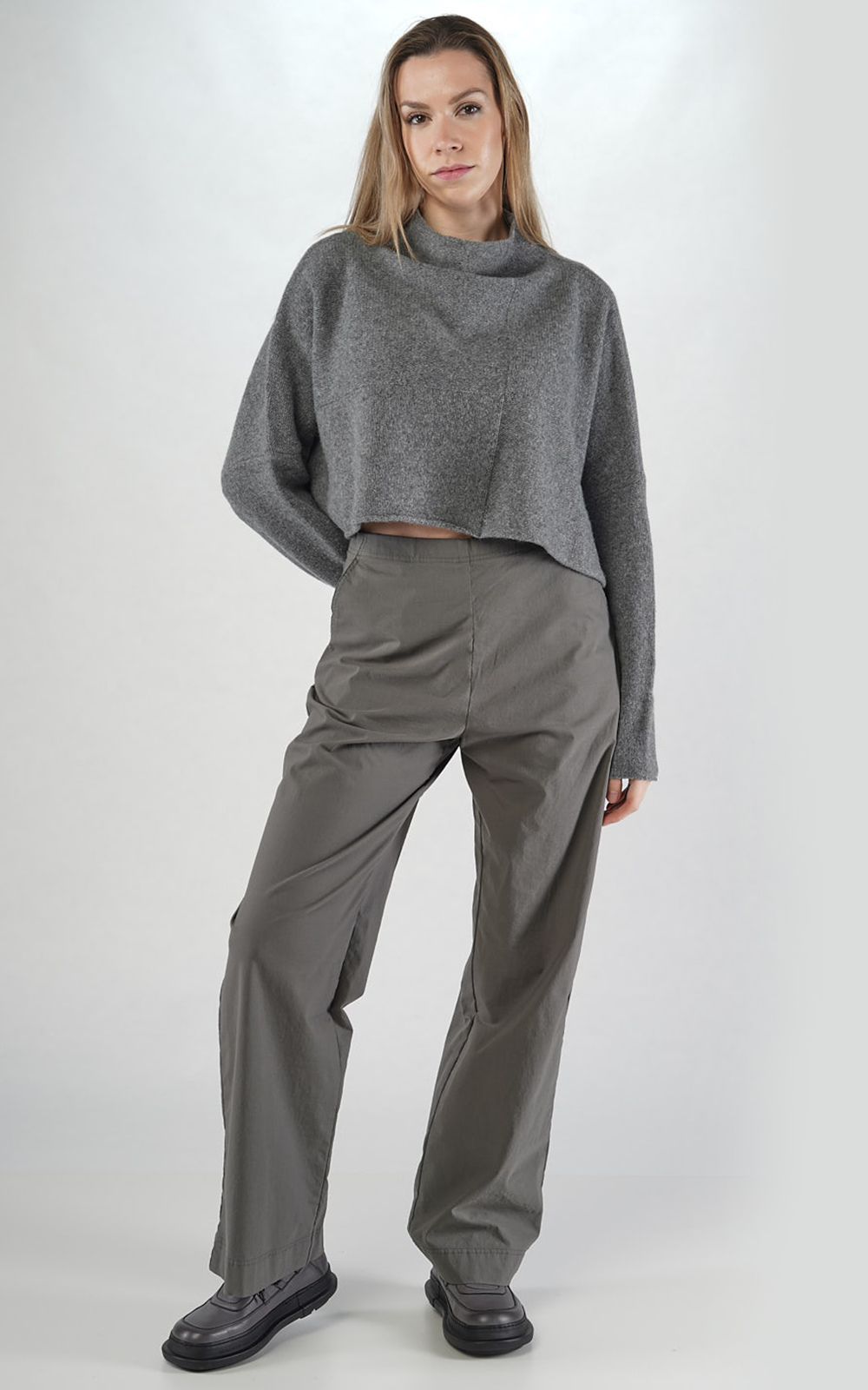 Lily Relaxed Neck Pullover product photo.