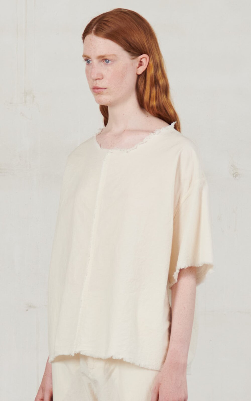 Huir Top product photo.