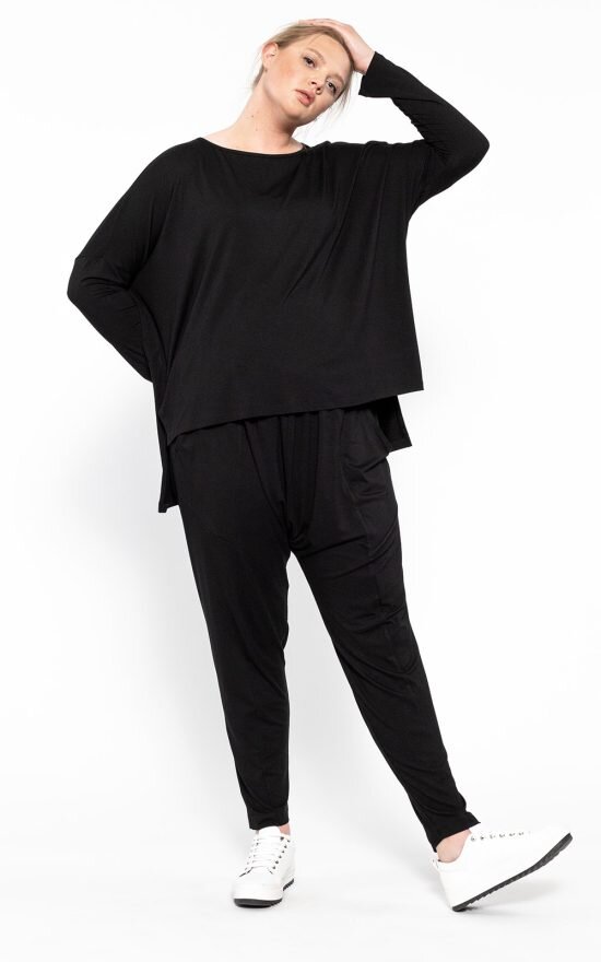 The Idol product photo.