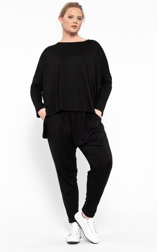 The Idol product photo.