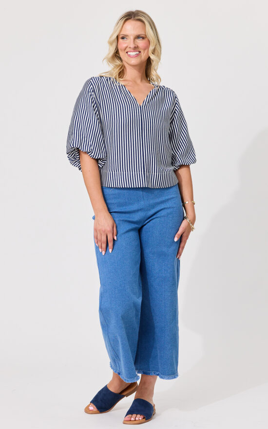 Manuela Top product photo.