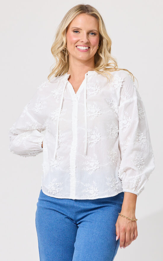 Alba Top product photo.