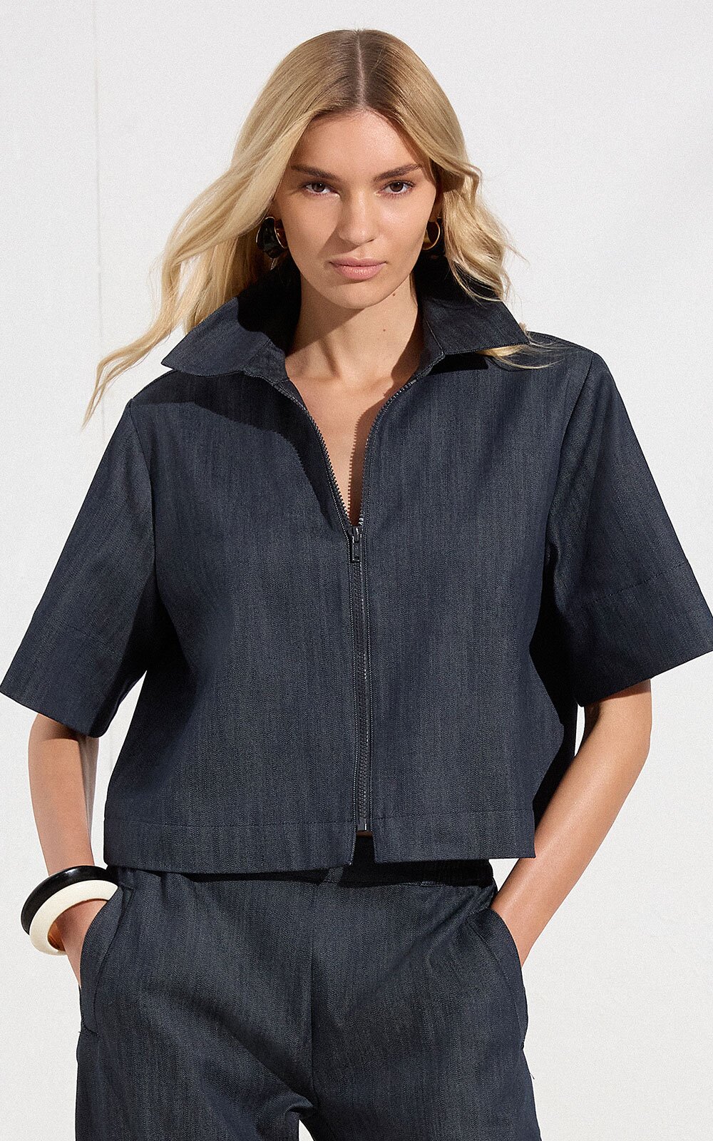 Ss Zip Bomber product photo.
