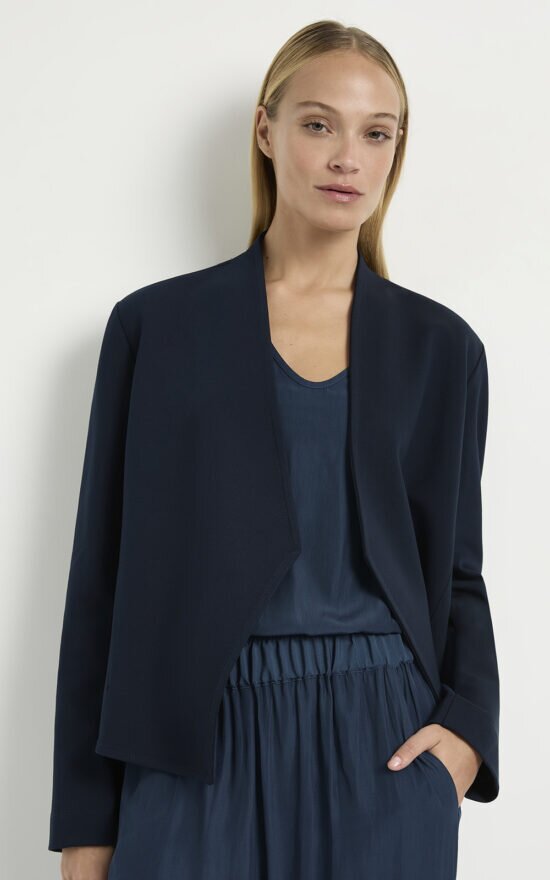 Envelope Jacket product photo.