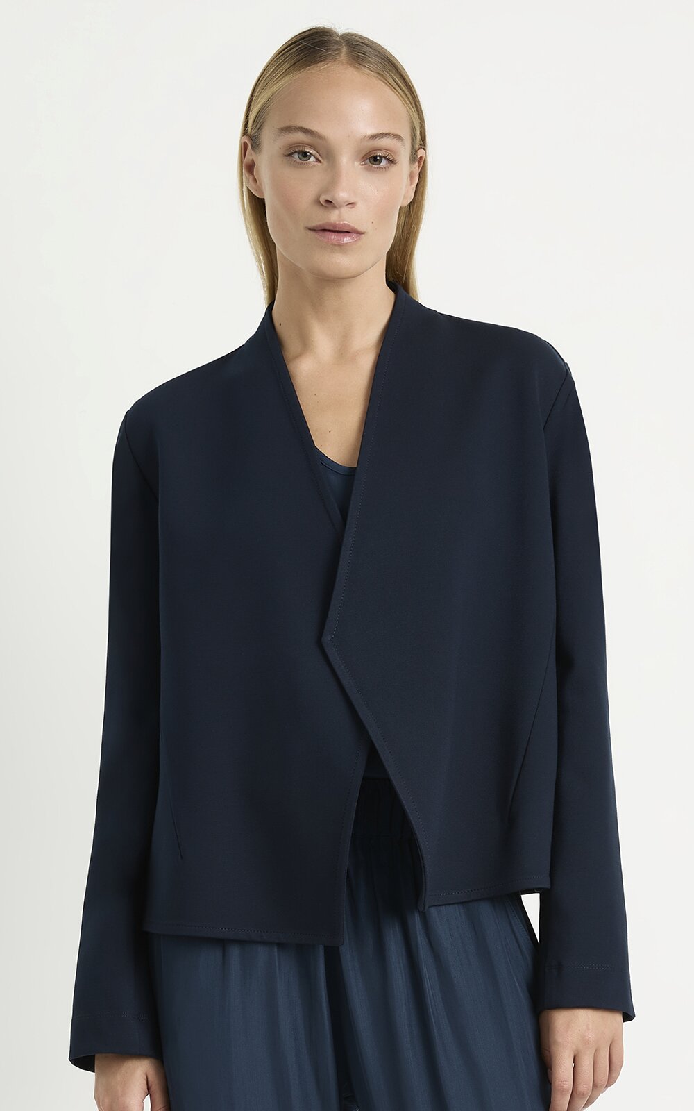 Envelope Jacket product photo.