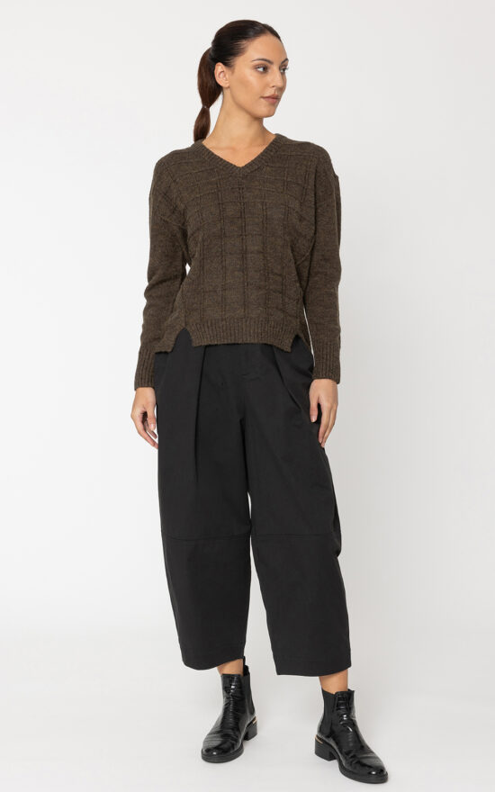 Magnus Pant product photo.