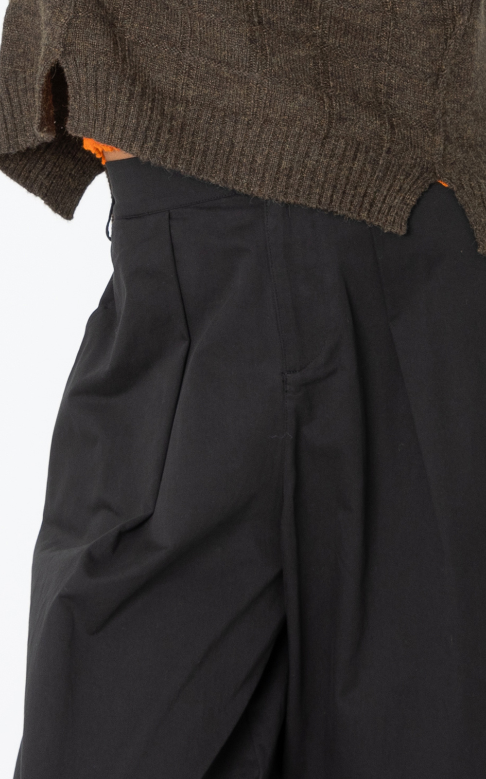 Magnus Pant product photo.