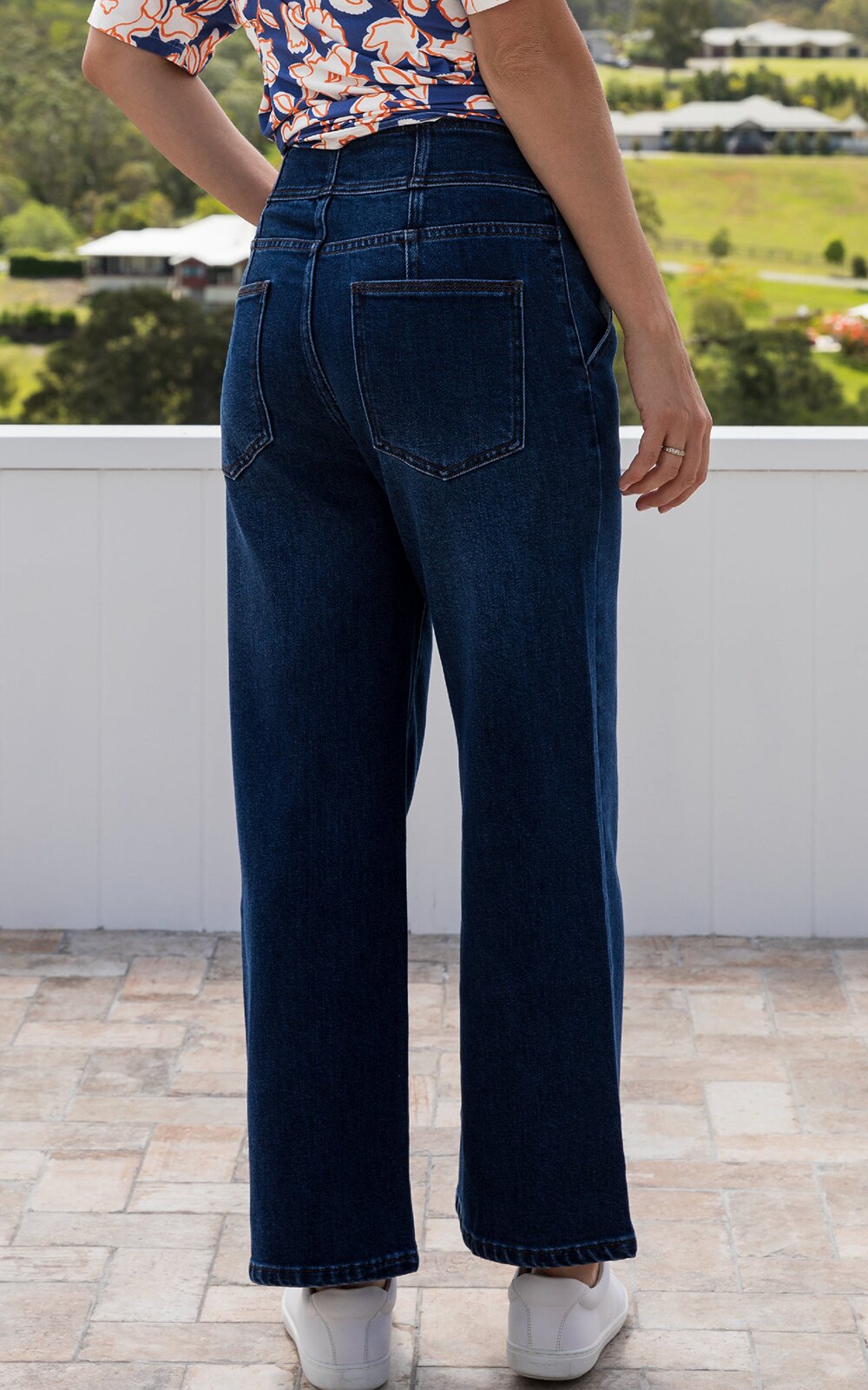 Wide Leg Jean product photo.