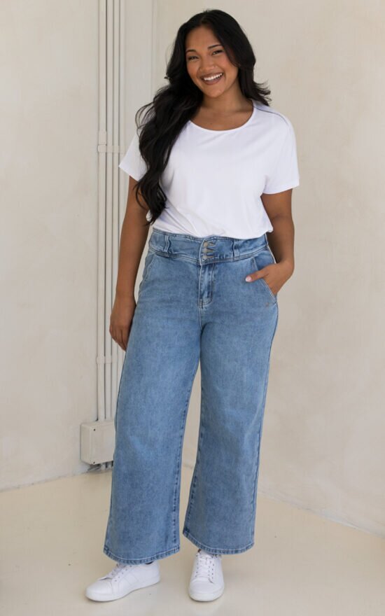 Wide Leg Jean product photo.