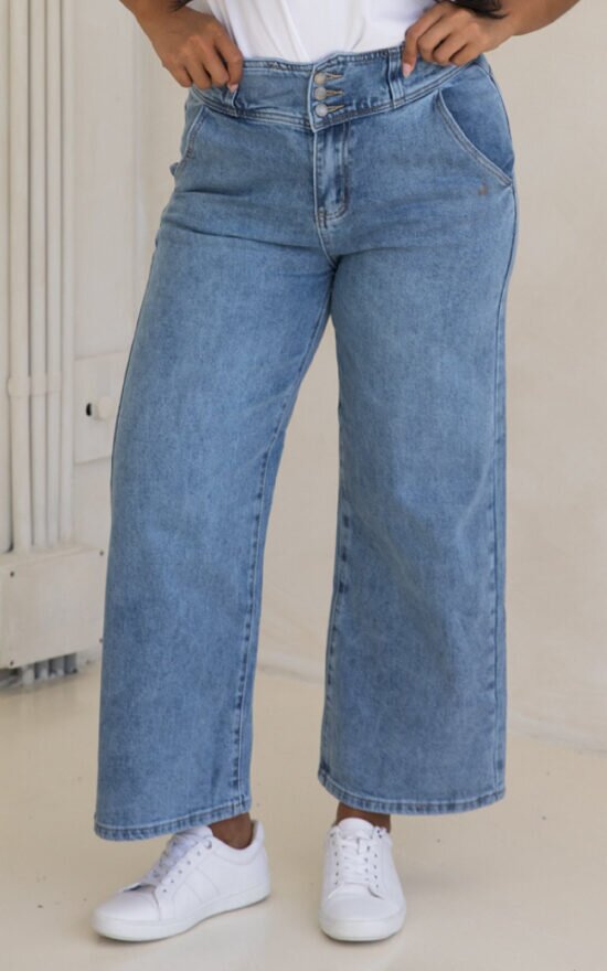 Wide Leg Jean product photo.
