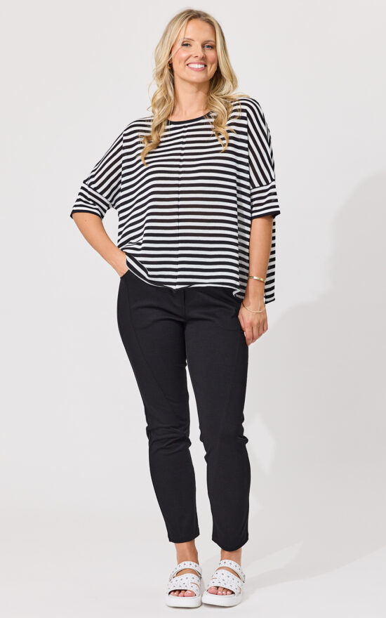 Candela Knit product photo.