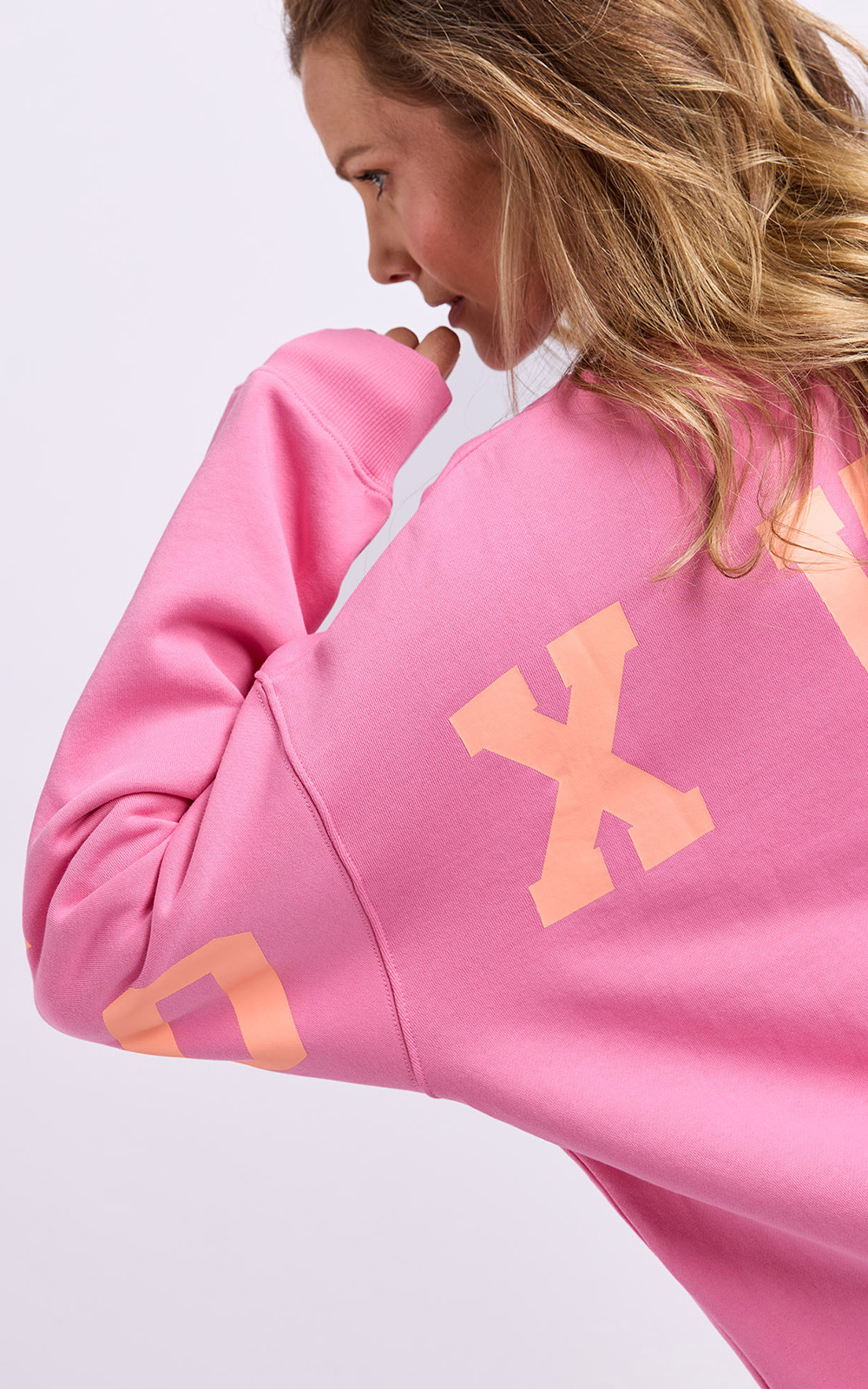 Interval Crew product photo.