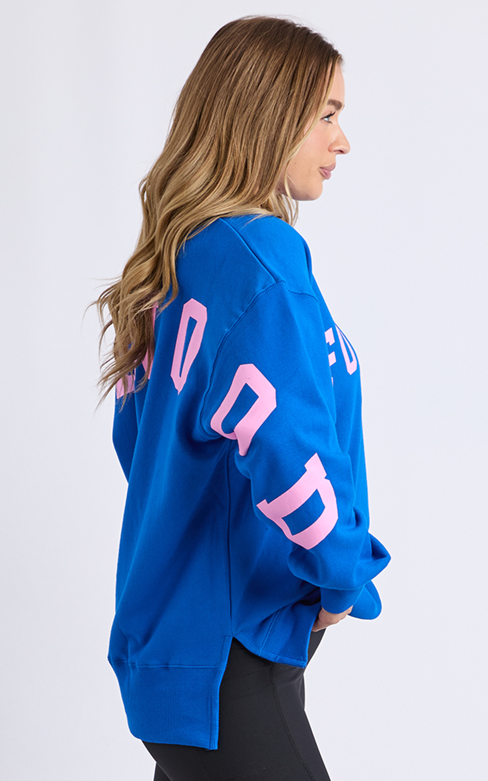 Interval Crew product photo.