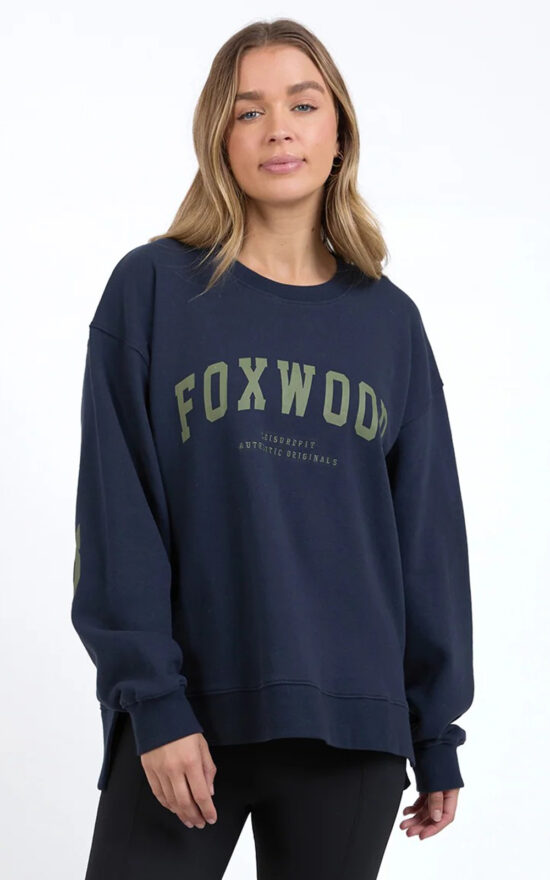 Interval Crew product photo.