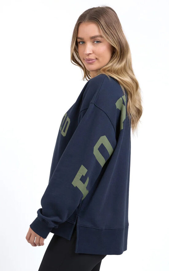 Interval Crew product photo.