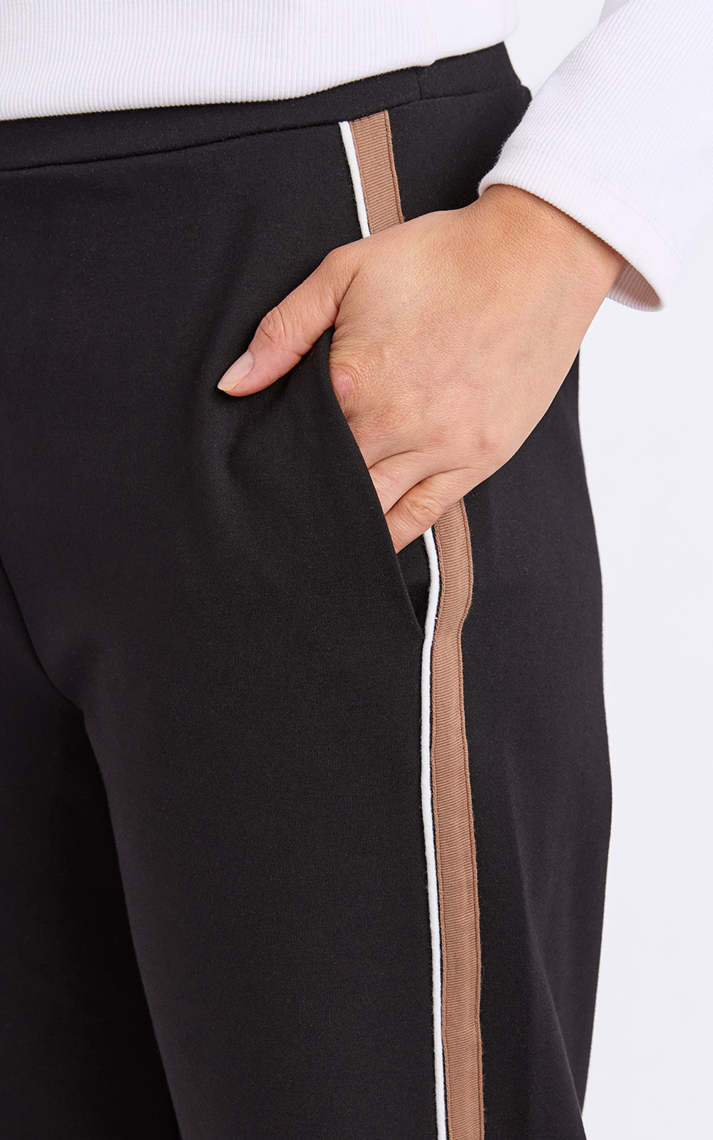 London Pant product photo.