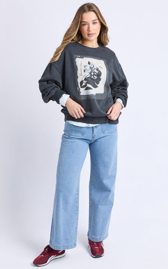 True Bloom Crew product photo.