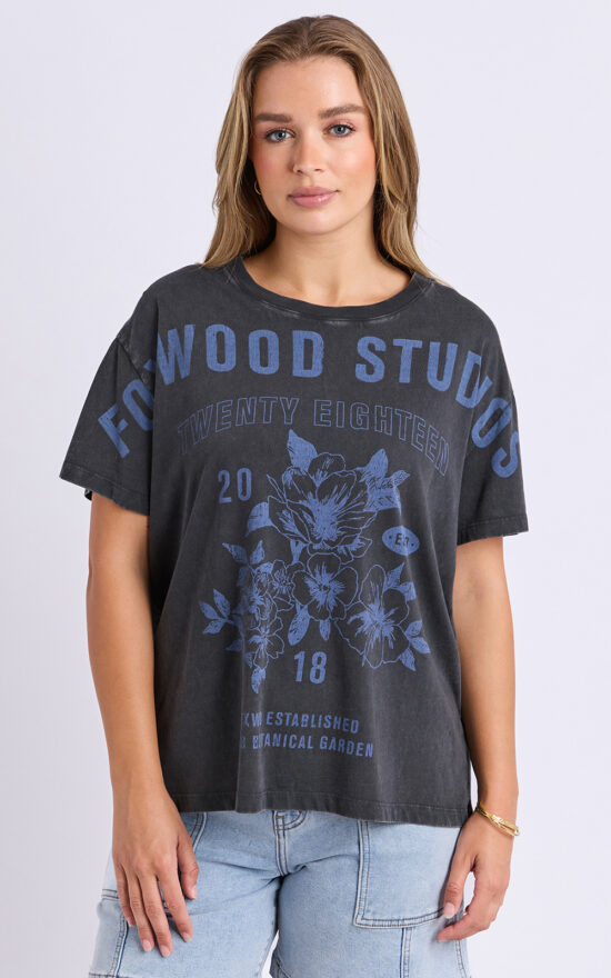 Botanical Garden Tee product photo.