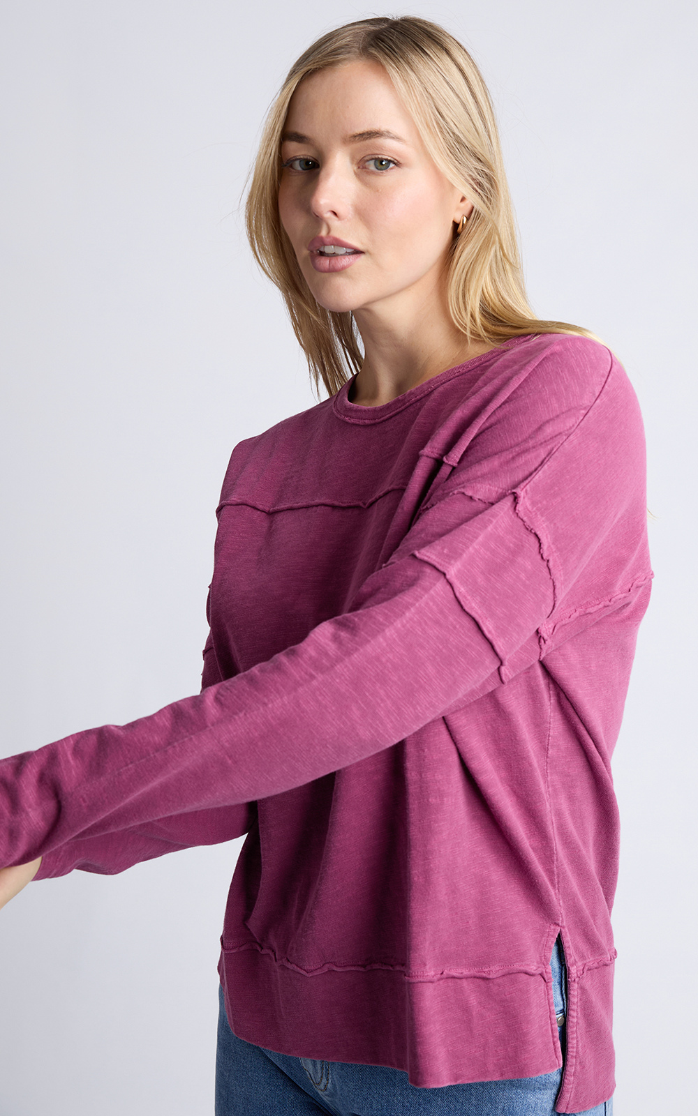 Jayne Throw On Top product photo.