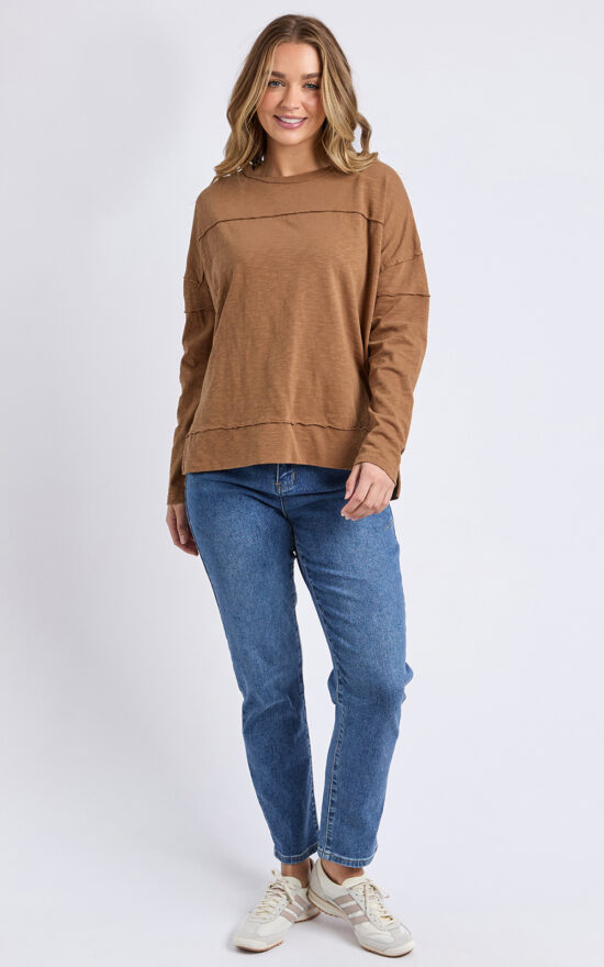 Jayne Throw On Top product photo.