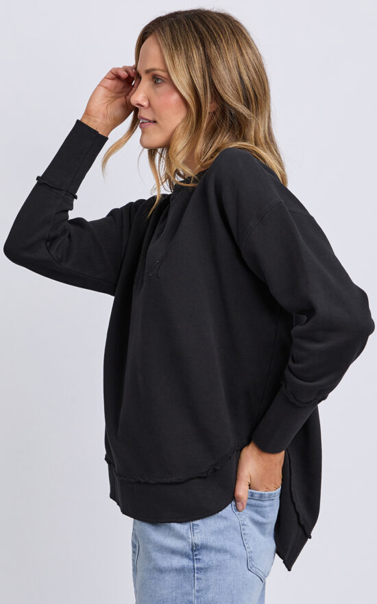 Signature Crew product photo.