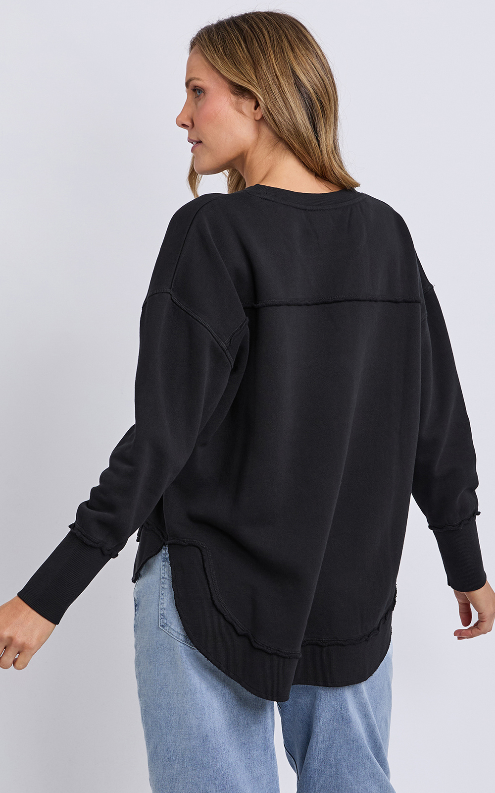 Signature Crew product photo.