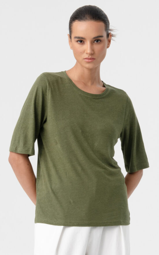 Linen Tee product photo.