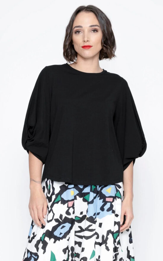Clio Top product photo.