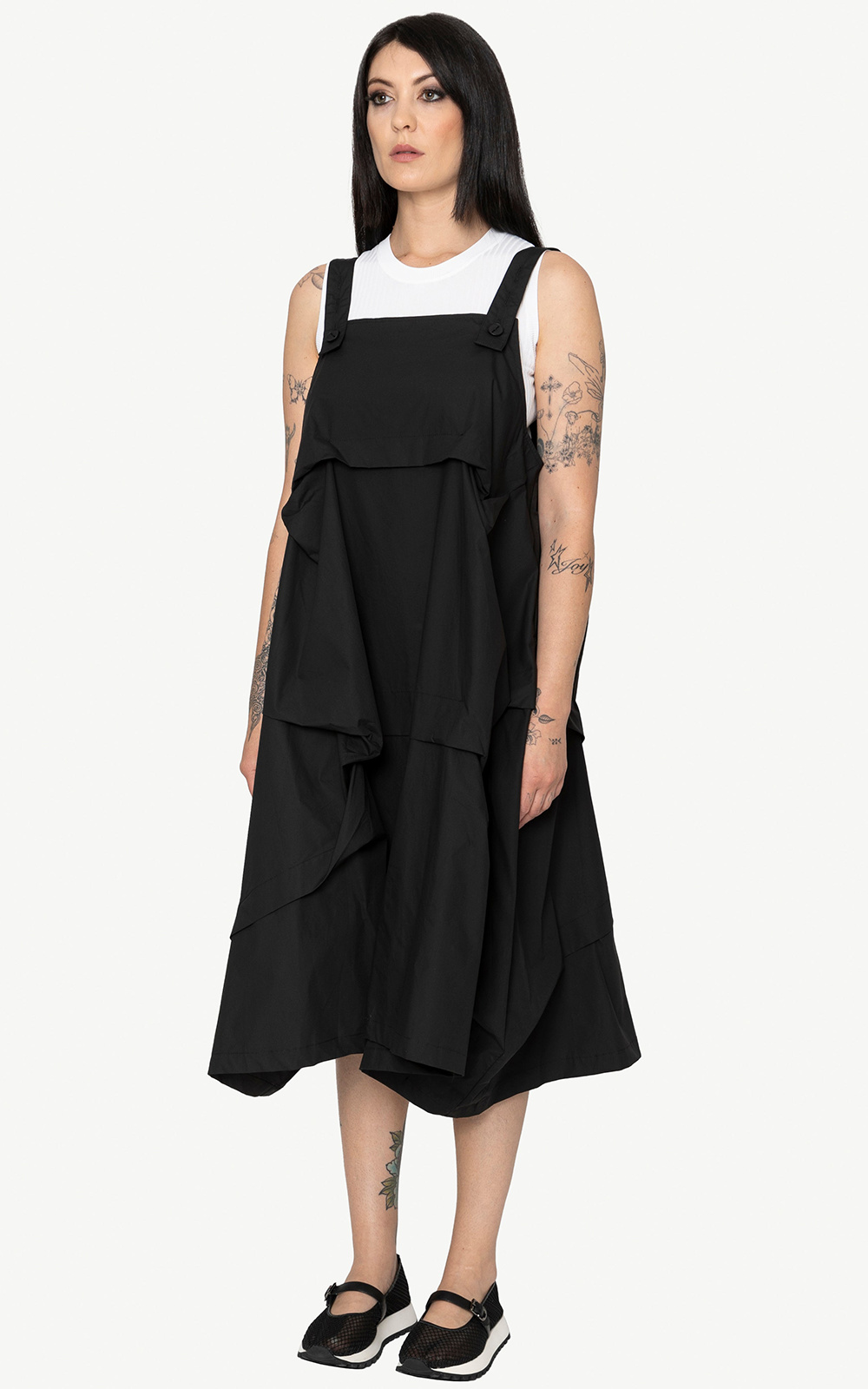 Valen Dress product photo.