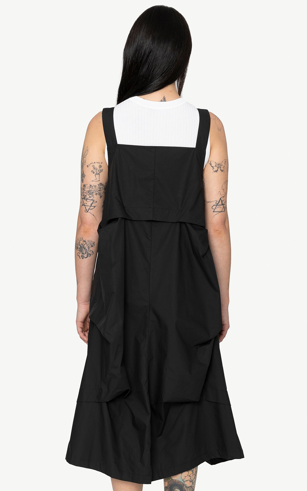 Valen Dress product photo.