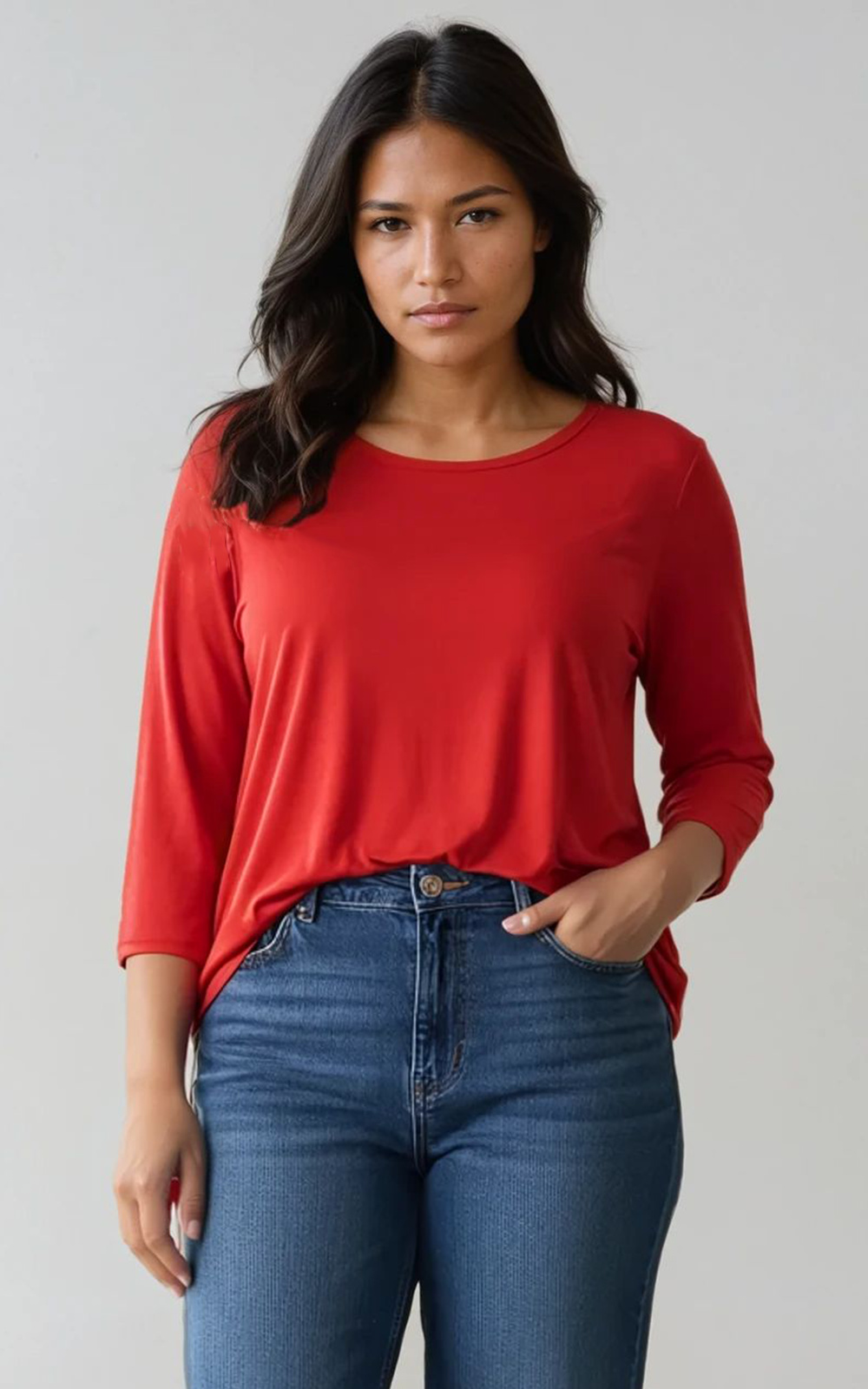 Scoop Neck 3/4 Slv product photo.