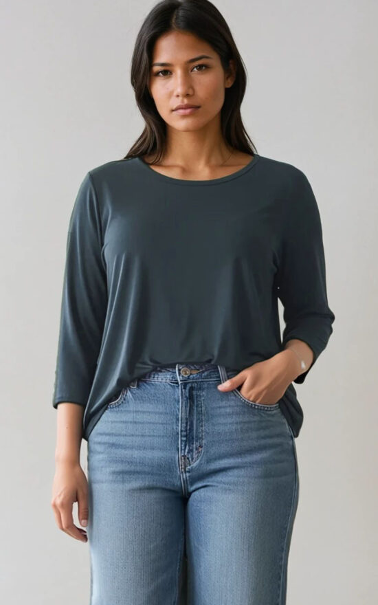 Scoop Neck 3/4 Slv product photo.