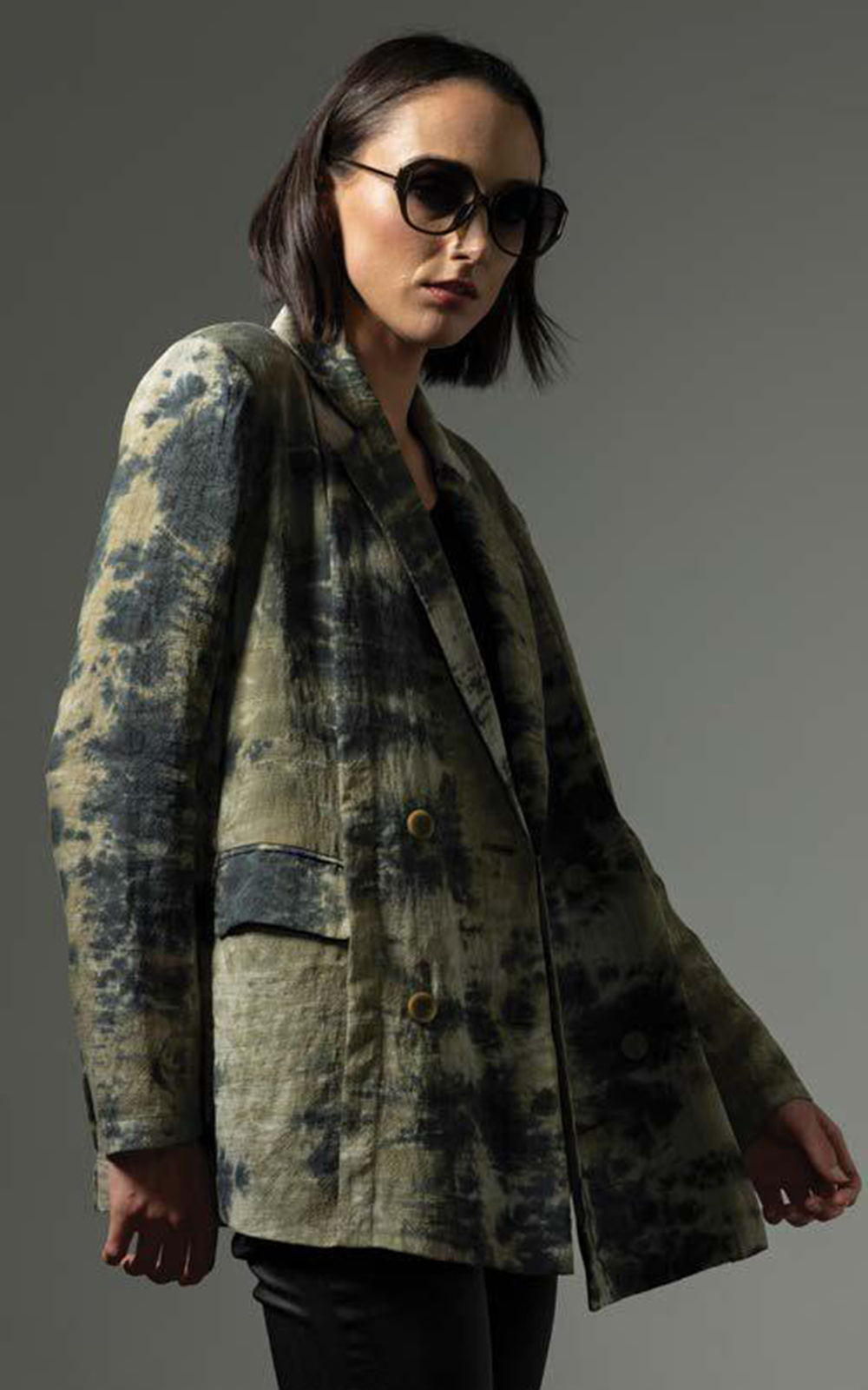 Keros Blazer product photo.