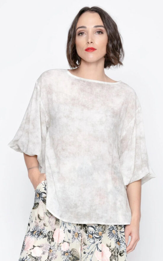 Lavinia Top product photo.