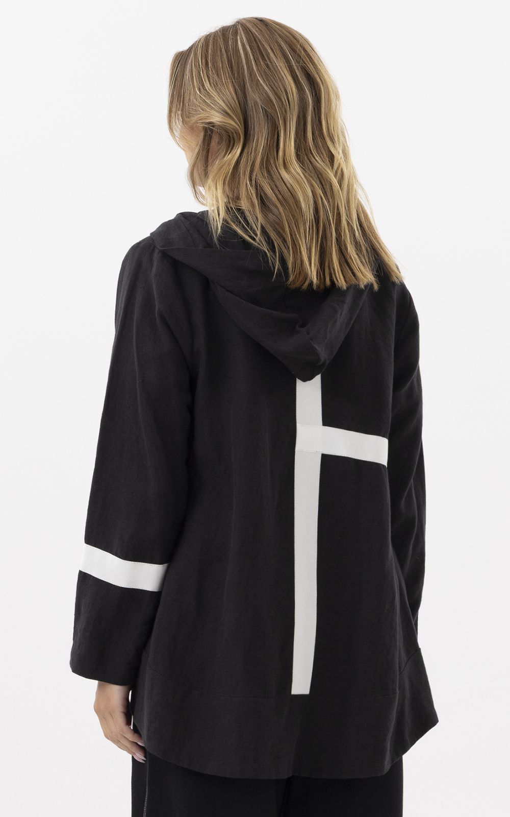 Horizons Jacket product photo.