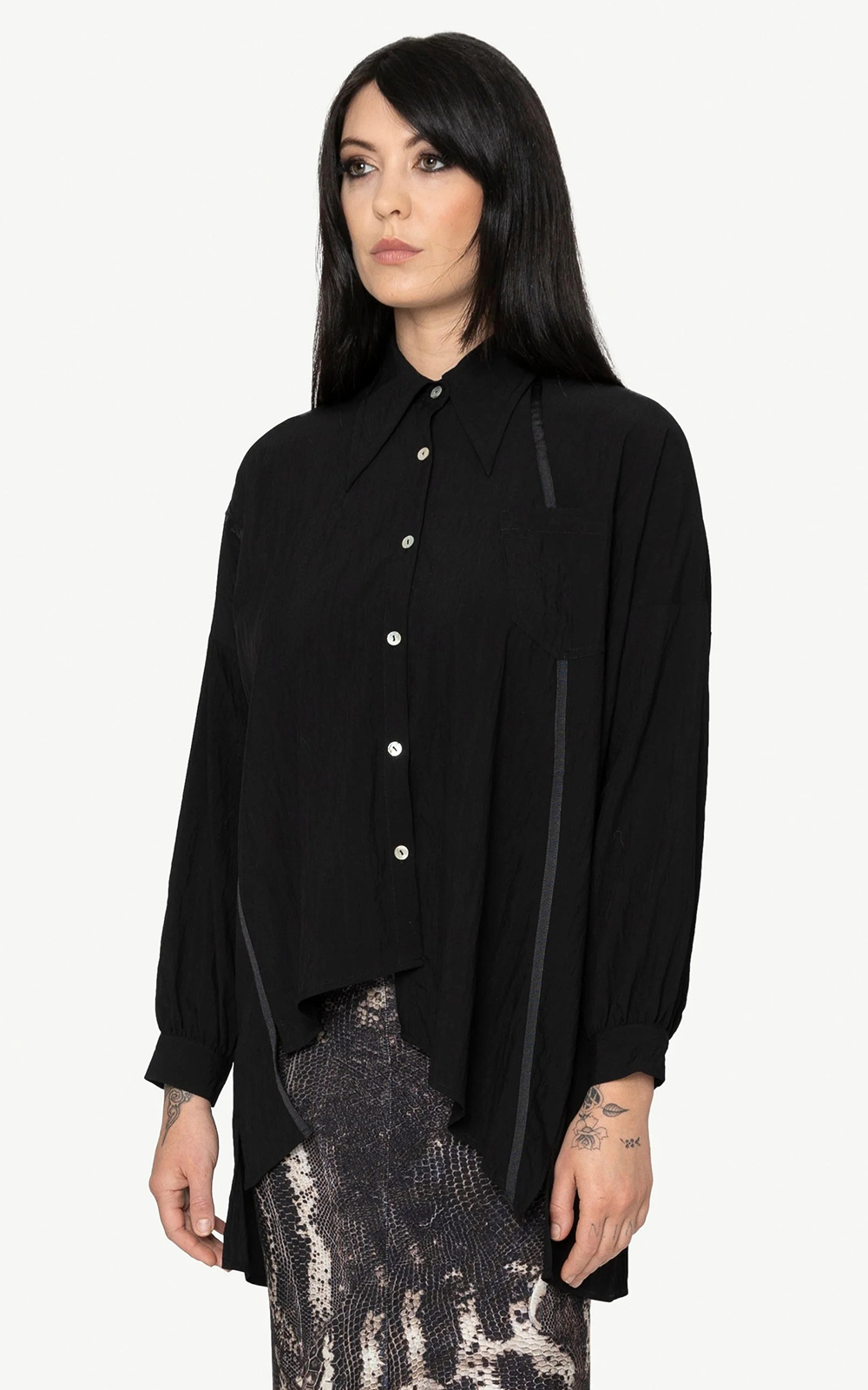 Idris Shirt product photo.