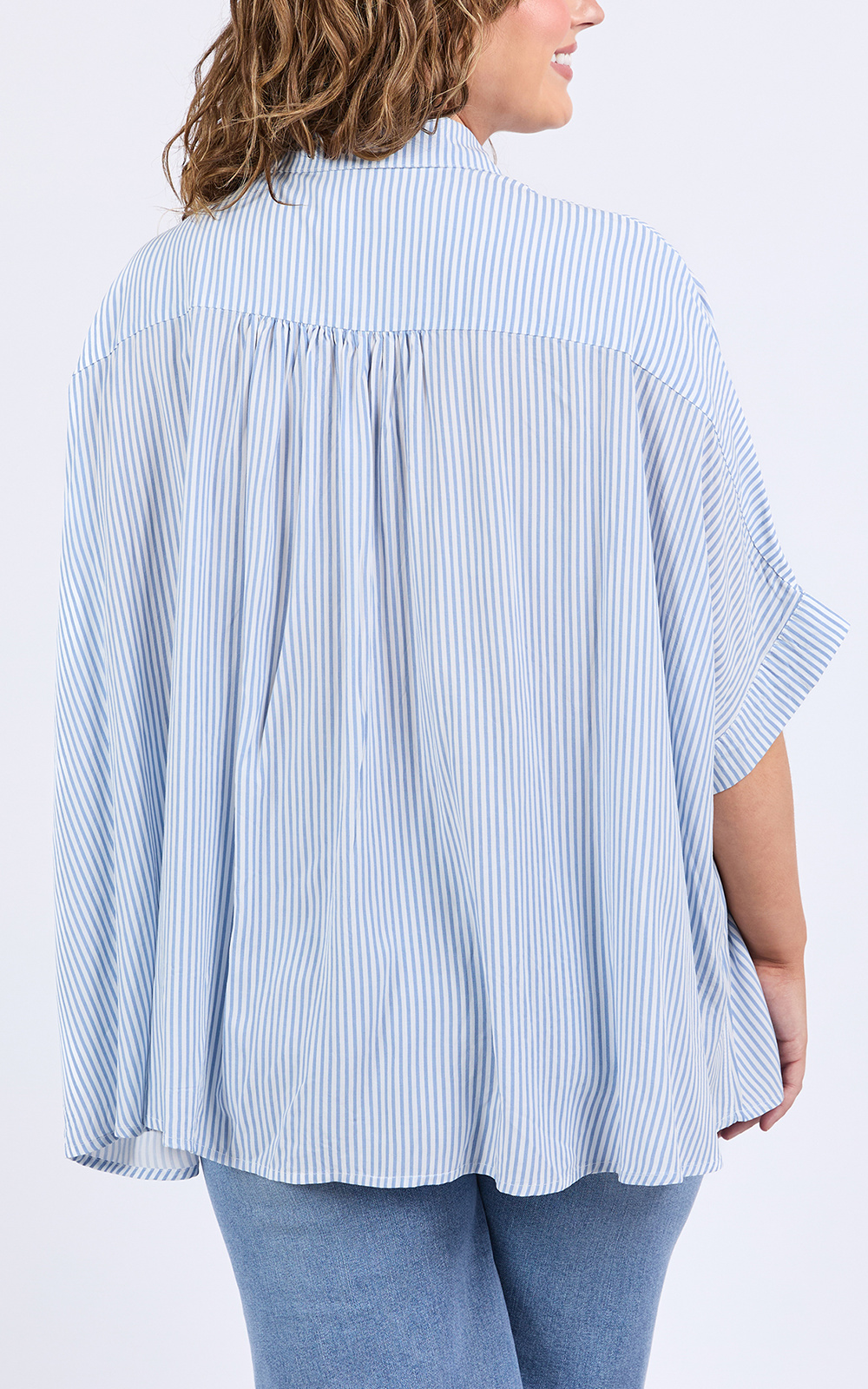 Luna Shirt product photo.