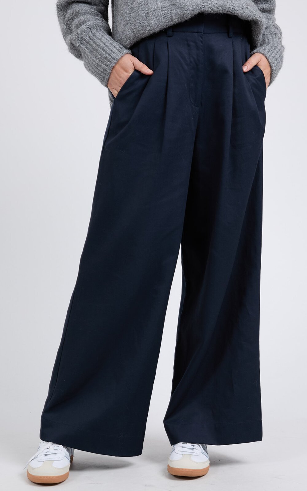 Darcy Pant product photo.