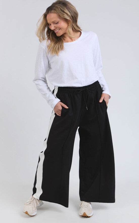 Carmen Wide Leg Ponte Pant product photo.