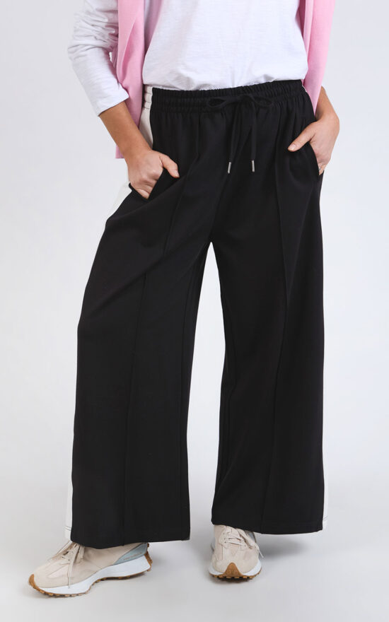 Carmen Wide Leg Ponte Pant product photo.
