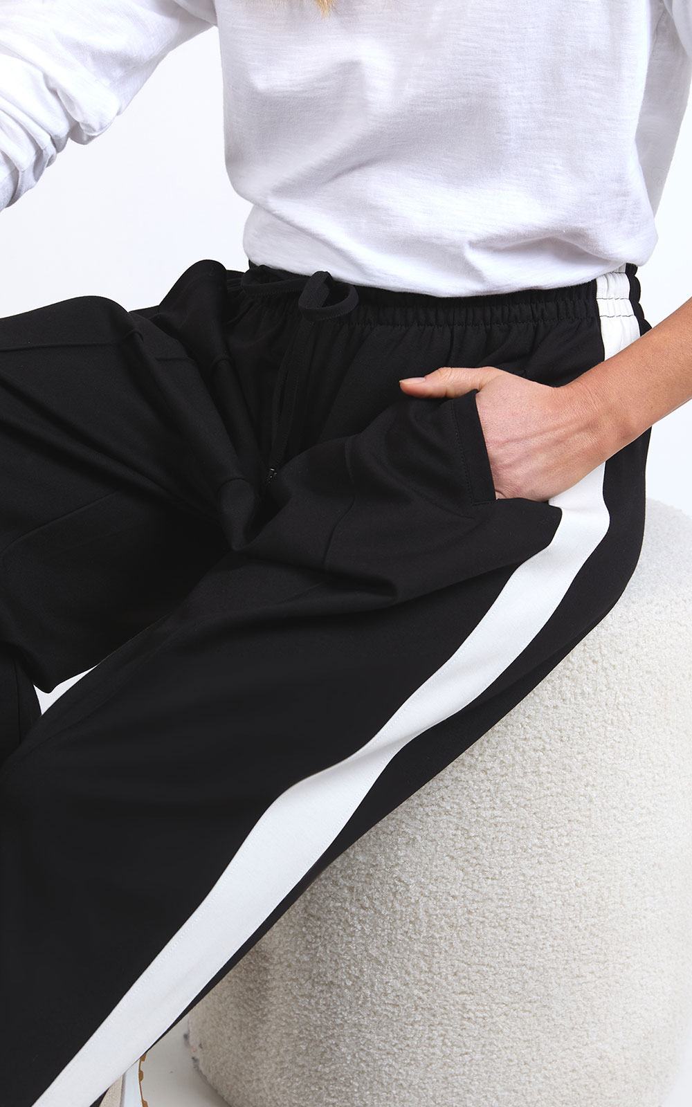 Carmen Wide Leg Ponte Pant product photo.