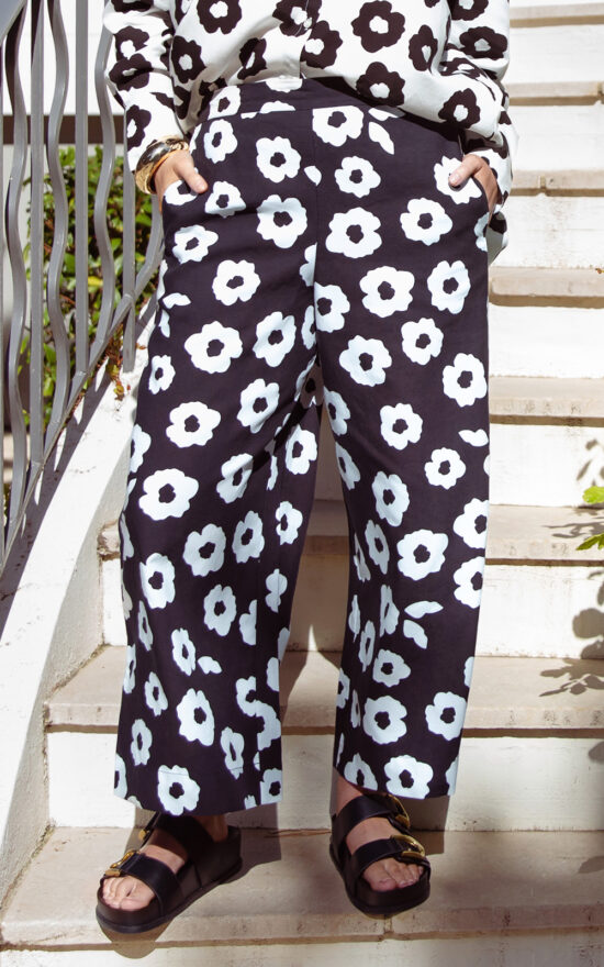 Azalea Pant product photo.
