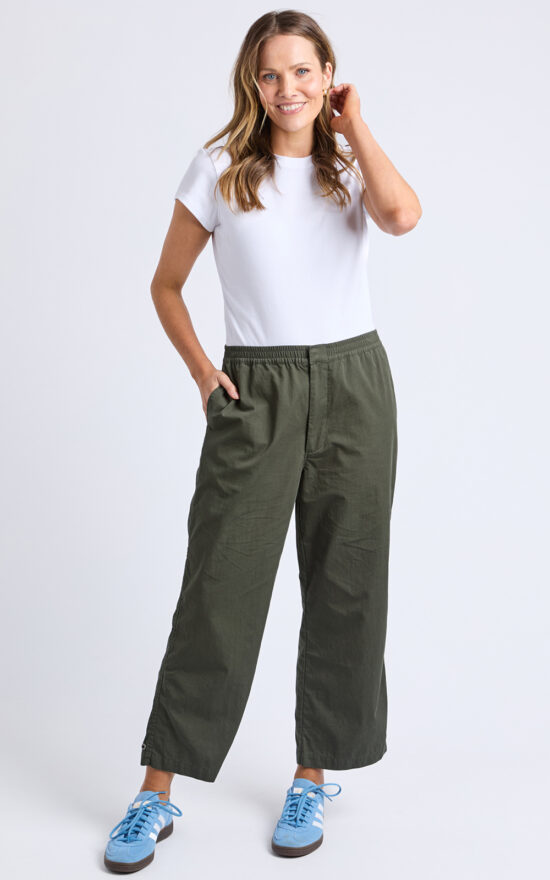 Relaxed Ankle Pant product photo.
