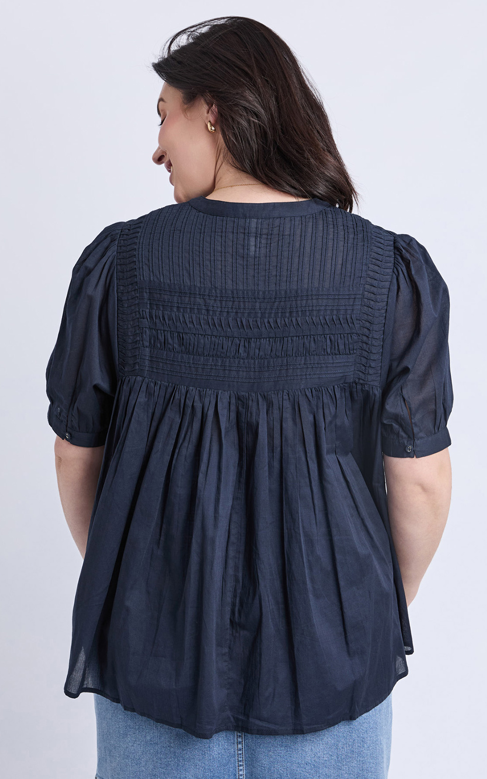 Monty Ss Shirt product photo.