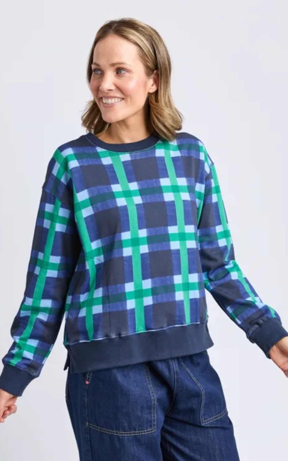 Bari Crew product photo.