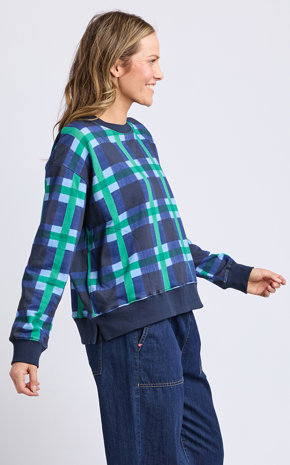 Bari Crew product photo.