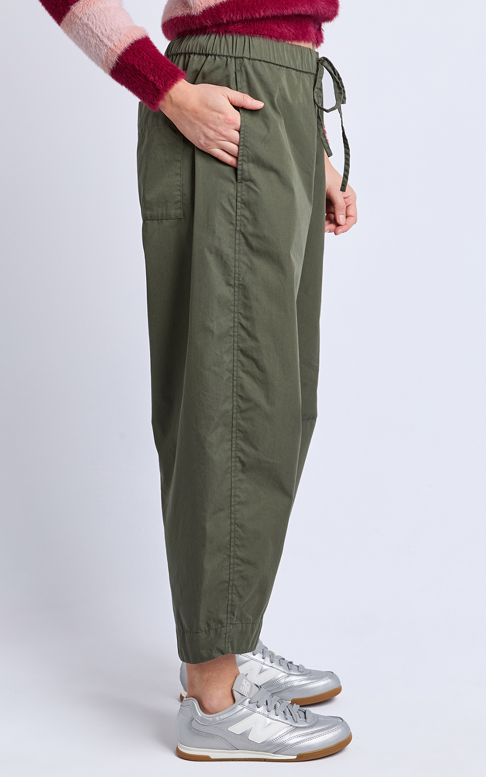 Lund Barrel Leg Pant product photo.