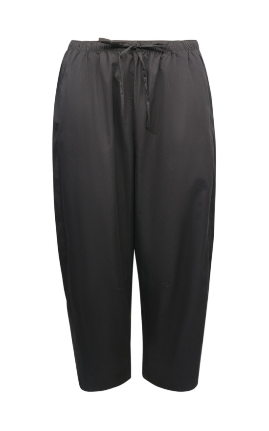 Lund Barrel Leg Pant product photo.